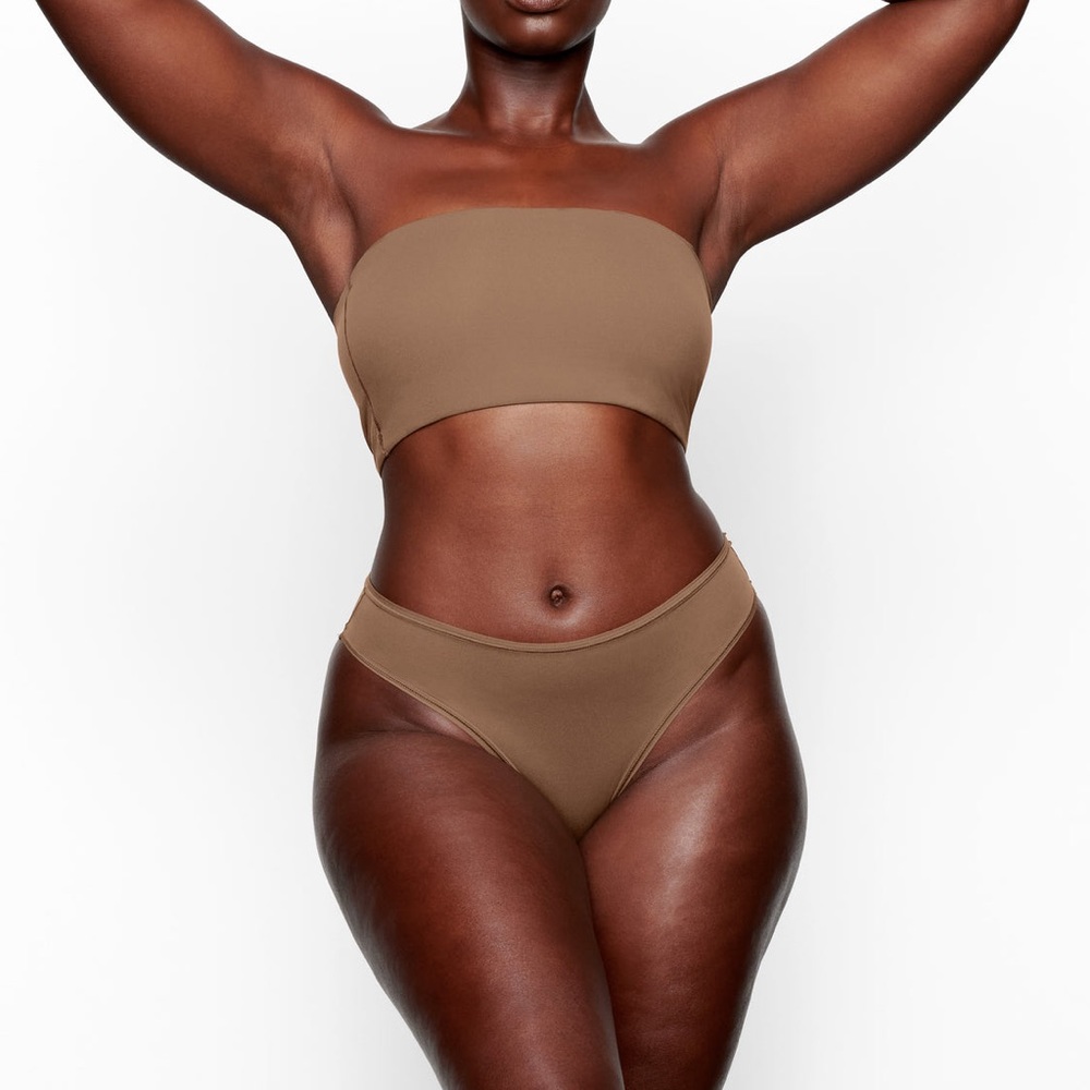 SKIMS - FITS EVERYBODY CHEEKY BRIEF